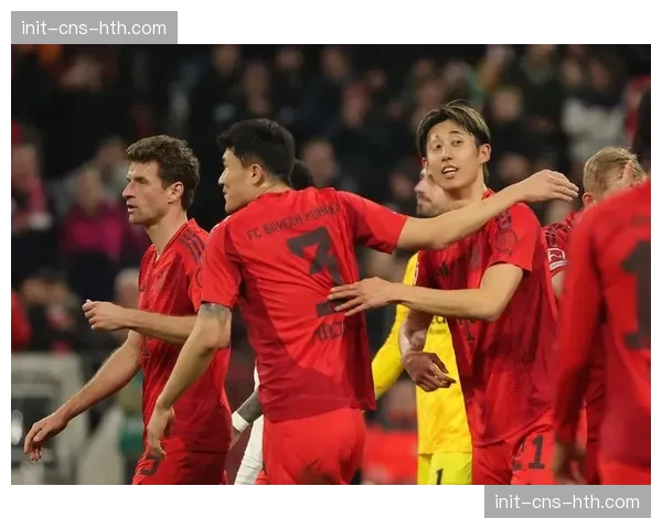 拜仁vs斯图加特：南大王主场迎战黑马，控场压制对阵反击制胜